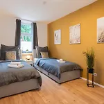 - Modern - Familienfreundlich - Kueche