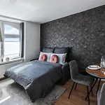 - Modern - Familienfreundlich - Kueche Gotha